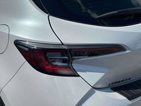 Used 2022 Toyota Corolla XSE w/ XSE Preferred Package FWD image 9