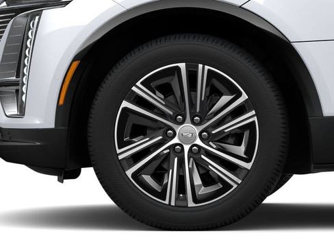 New 2026 Cadillac Lyriq Luxury w/ LPO, Floor Liner Package AWD/4WD image 64