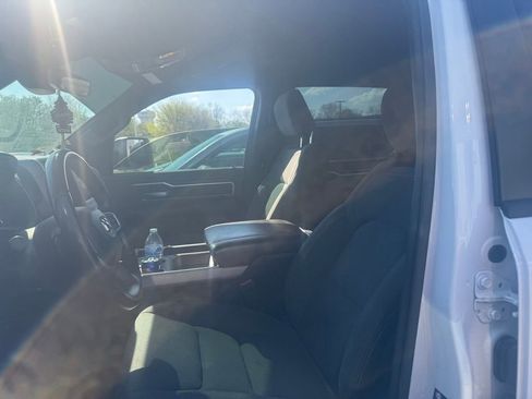 Used 2021 RAM 1500 Big Horn image 15