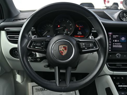 Used 2024 Porsche Macan w/ Premium Plus Package image 19