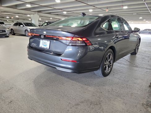 Used 2023 Honda Accord EX image 6