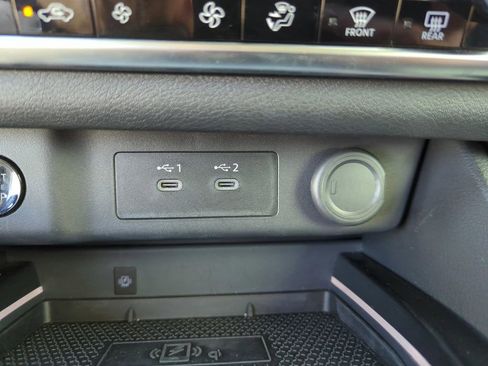 Certified 2024 Nissan Rogue SL FWD image 35