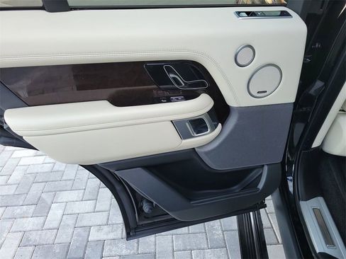 Used 2021 Land Rover Range Rover Westminster Edition image 22