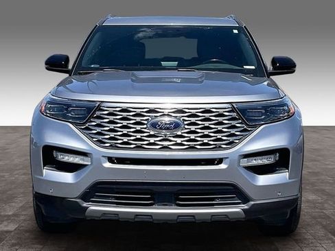 Used 2020 Ford Explorer Platinum w/ Premium Technology Package AWD/4WD image 3