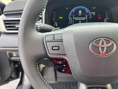 New 2026 Toyota Camry SE w/ Convenience Package FWD image 19