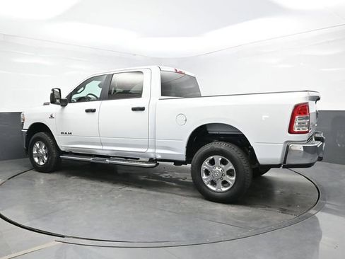 Used 2023 RAM 2500 Big Horn w/ Level 1 Equipment Group image 4