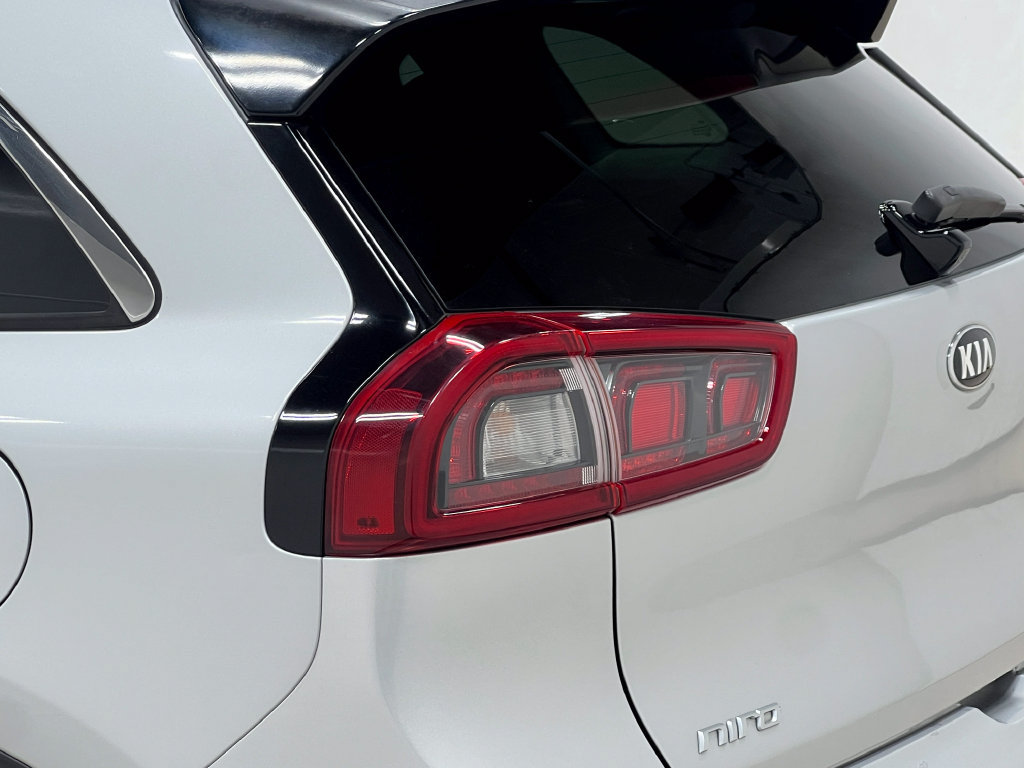 Used 2019 Kia Niro LX FWD image 33