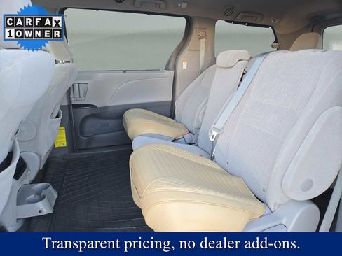 Used 2015 Toyota Sienna LE image 13
