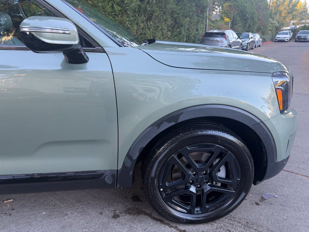 Used 2025 Kia Telluride SX X-Line AWD/4WD image 3