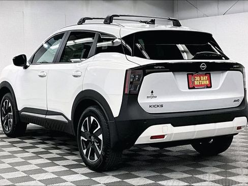 New 2026 Nissan Kicks SV w/ Cold Weather Package AWD/4WD image 4