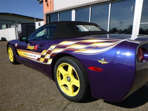 Used 1998 Chevrolet Corvette Convertible w/ Memory Pkg RWD image 9