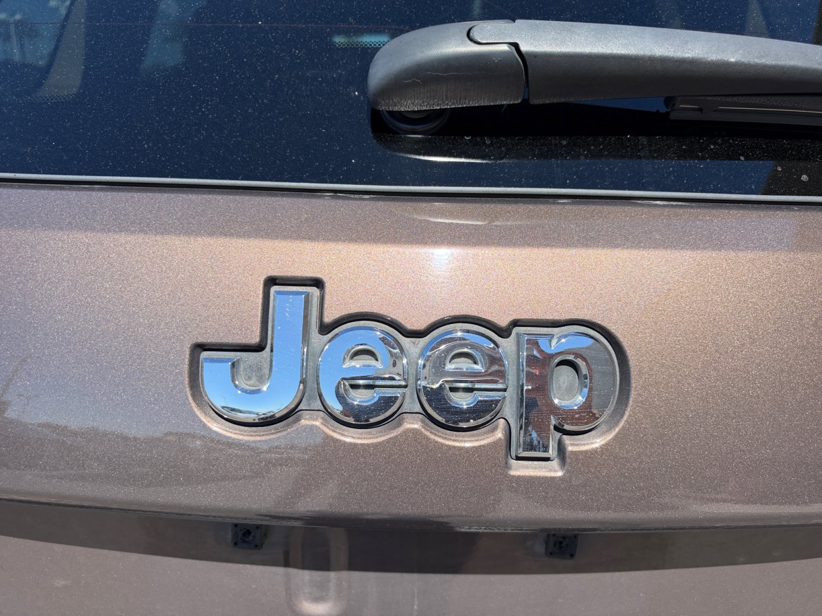 Used 2020 Jeep Grand Cherokee Laredo RWD image 24