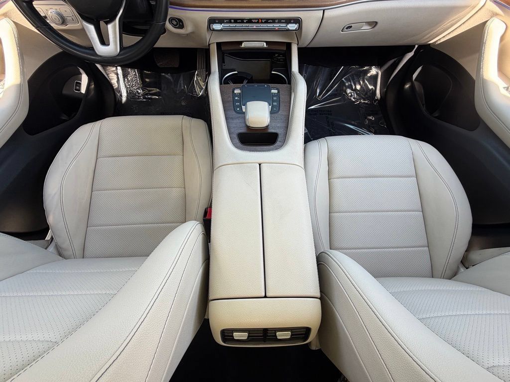 Used 2022 Mercedes-Benz GLE 450 4MATIC w/ AMG Line Exterior image 48