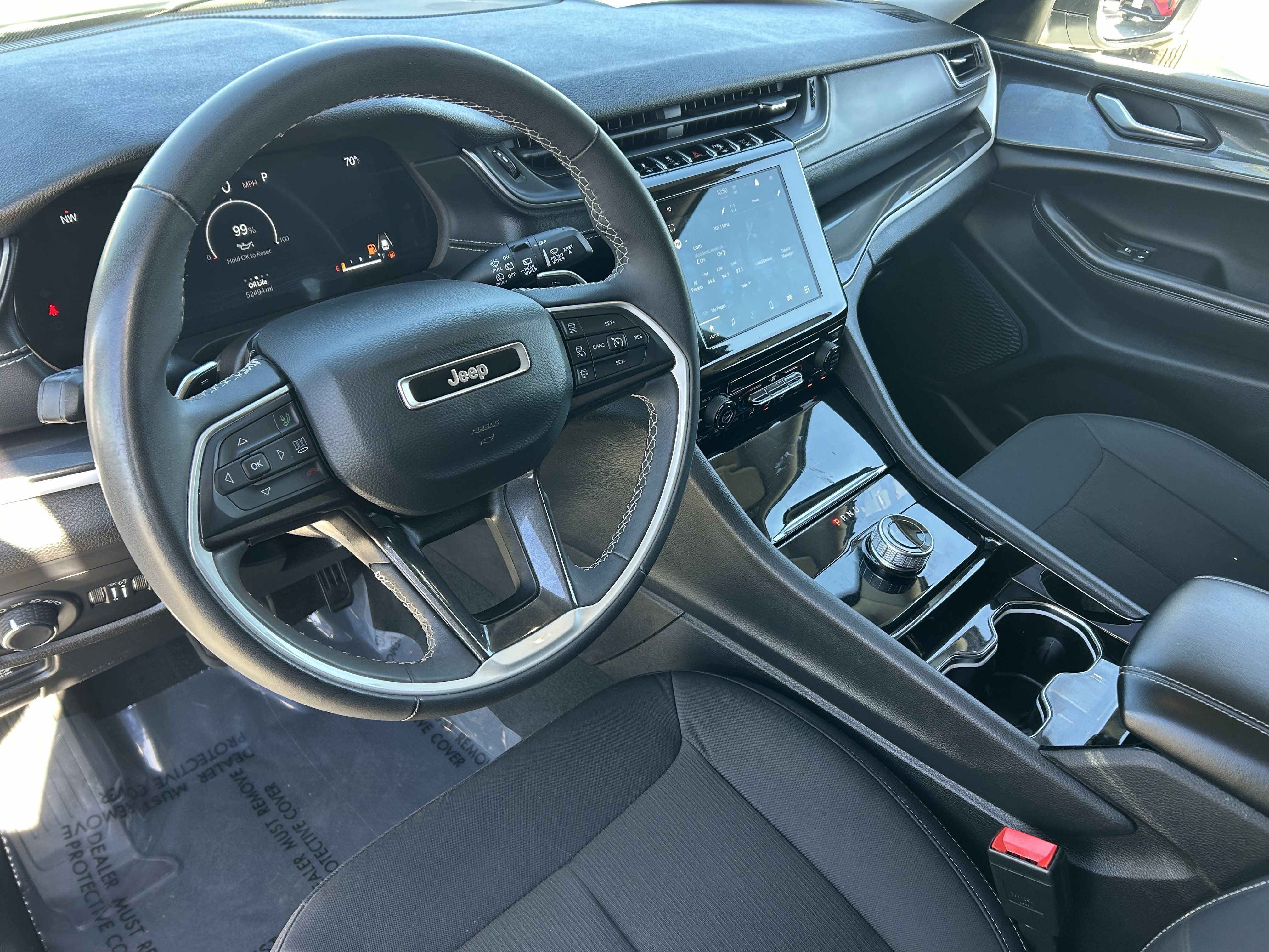 Used 2023 Jeep Grand Cherokee Laredo RWD image 19