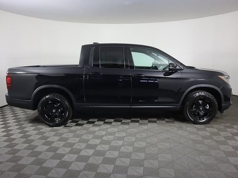 New 2026 Honda Ridgeline Black Edition image 9