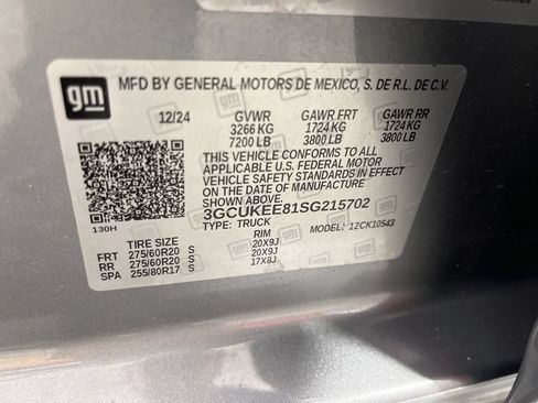 Certified 2025 Chevrolet Silverado 1500 RST AWD/4WD image 35