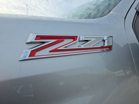 Used 2021 Chevrolet Silverado 2500 LTZ w/ LTZ Premium Package image 10