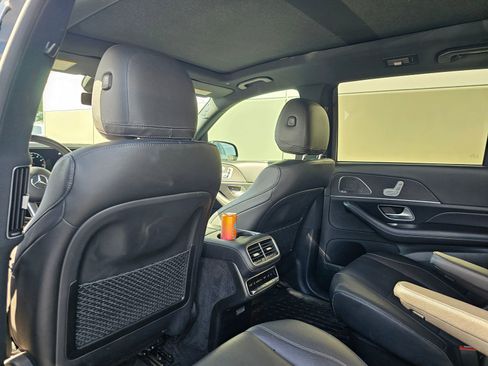 Used 2021 Mercedes-Benz GLS 450 4MATIC image 7