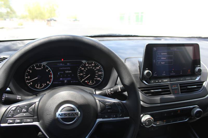 Used 2022 Nissan Altima 2.5 SV FWD image 33