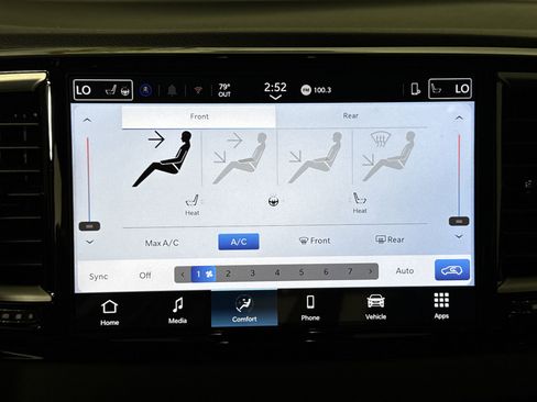 New 2026 Chrysler Voyager LX image 22