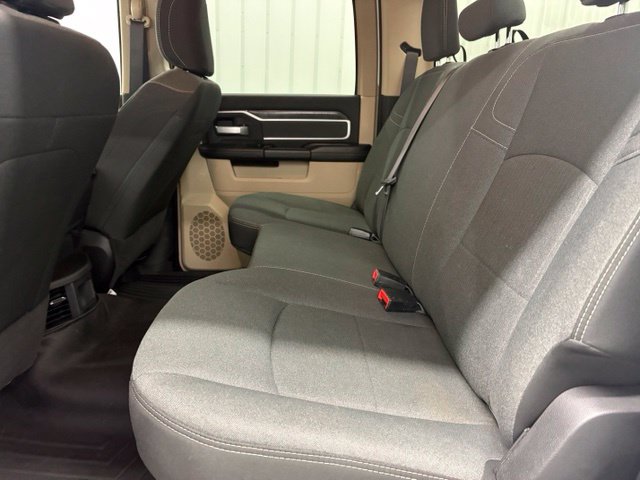 Used 2022 RAM 2500 Big Horn AWD/4WD image 9
