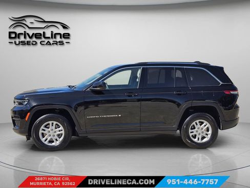 Used 2024 Jeep Grand Cherokee Laredo image 14