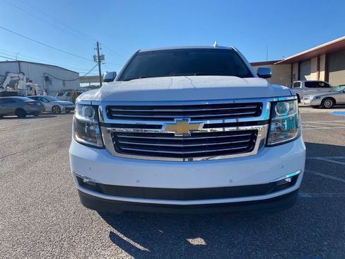 Used 2019 Chevrolet Suburban Premier image 8