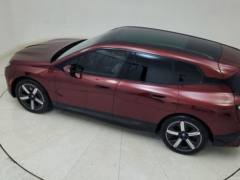 Used 2023 BMW iX xDrive50 w/ Premium Package image 84