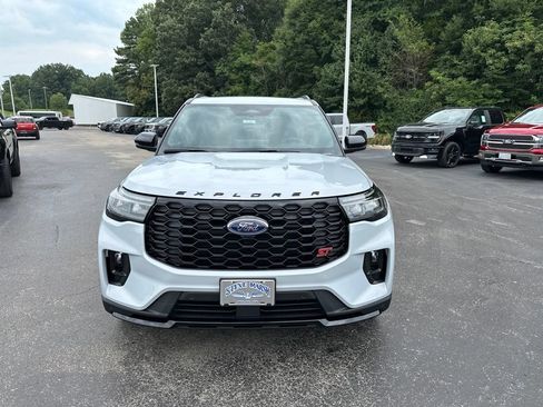 New 2026 Ford Explorer ST AWD/4WD image 8