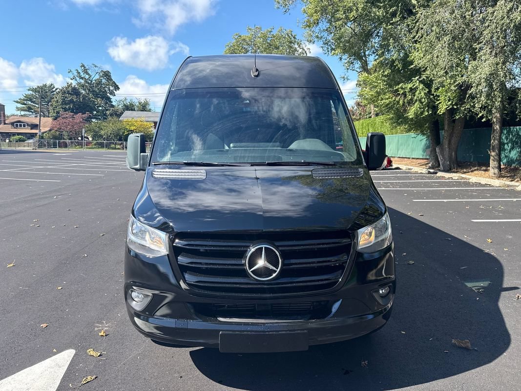 Used 2021 Mercedes-Benz Sprinter 3500 image 12