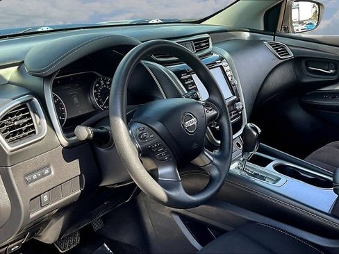 Used 2019 Nissan Murano S AWD/4WD image 16