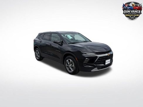 Used 2025 Chevrolet Blazer LT AWD/4WD image 7
