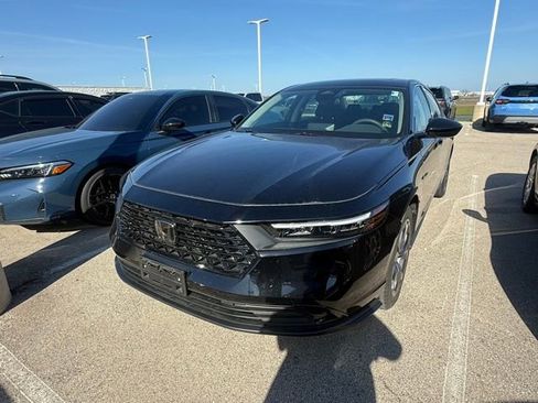 Used 2024 Honda Accord EX image 3