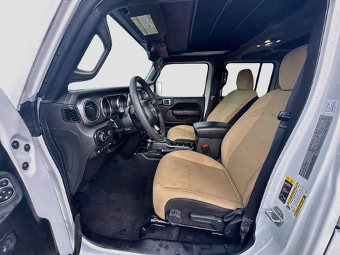 Used 2023 Jeep Wrangler Unlimited w/ Sun & Screen Package AWD/4WD image 22
