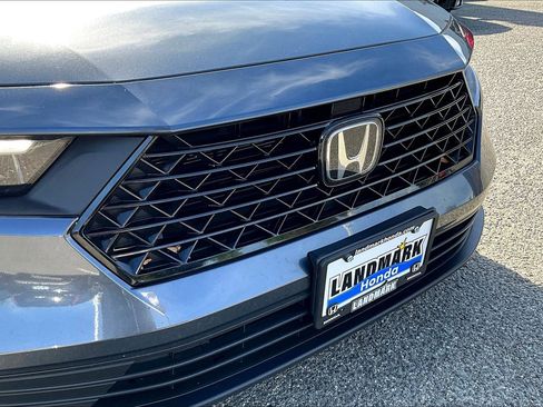 Used 2024 Honda Accord EX image 29