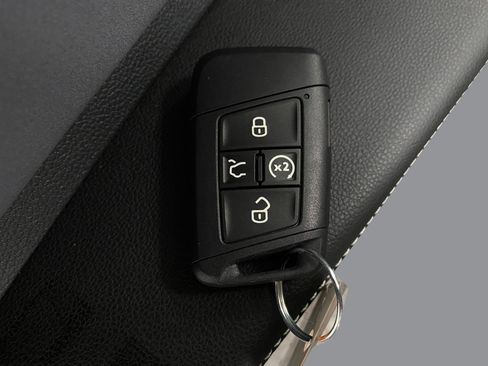 New 2025 Volkswagen Jetta SE image 29