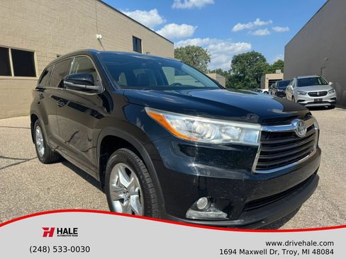 Used 2016 Toyota Highlander Limited Platinum AWD/4WD image 1
