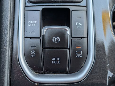 Used 2020 Hyundai Santa Fe Limited w/ Cargo Package FWD image 24