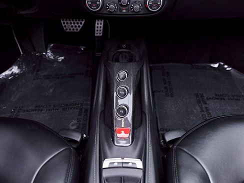 Used 2019 Ferrari 488 Spider RWD image 84
