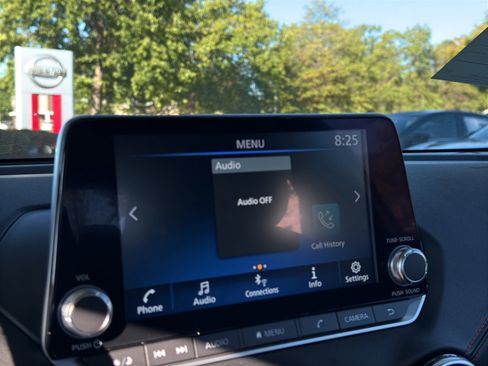 New 2025 Nissan Sentra SR image 24