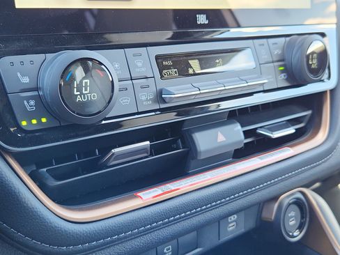 New 2026 Toyota Grand Highlander Hybrid MAX Limited image 19