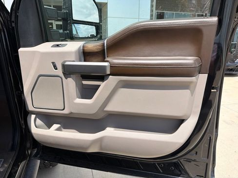Used 2019 Ford F350 Limited AWD/4WD image 49