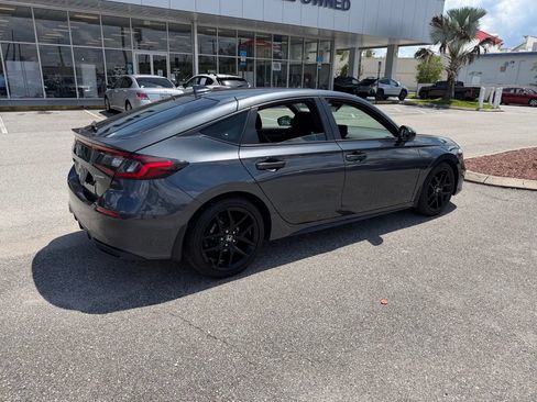 Used 2025 Honda Civic Sport image 3