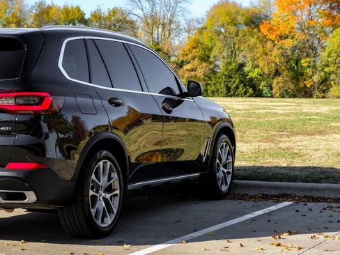 Used 2021 BMW X5 xDrive40i w/ Executive Package image 14