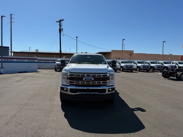 New 2026 Ford F350 XLT w/ FX4 Off-Road Package AWD/4WD image 6