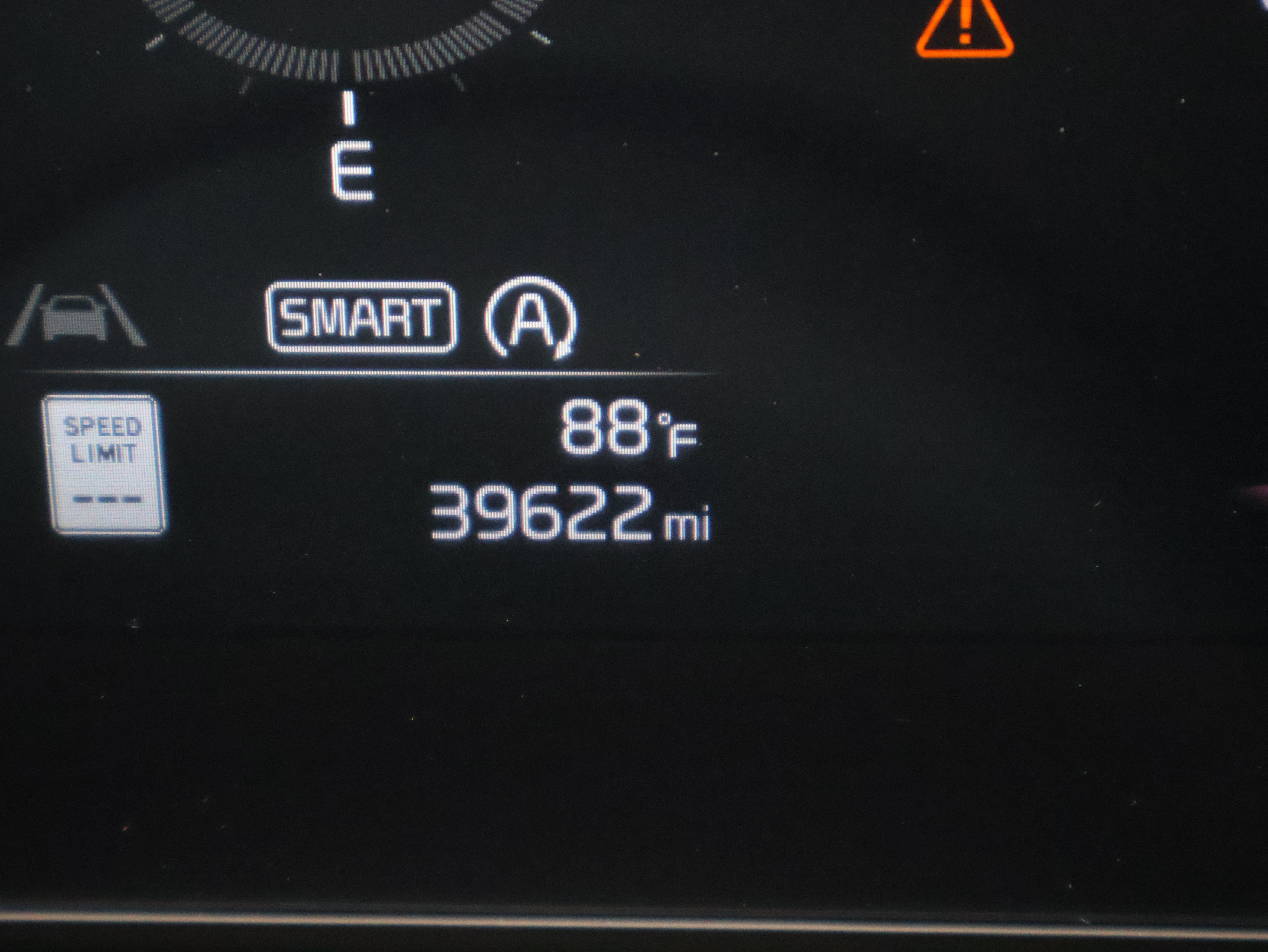 Used 2024 Kia Sportage EX FWD image 32
