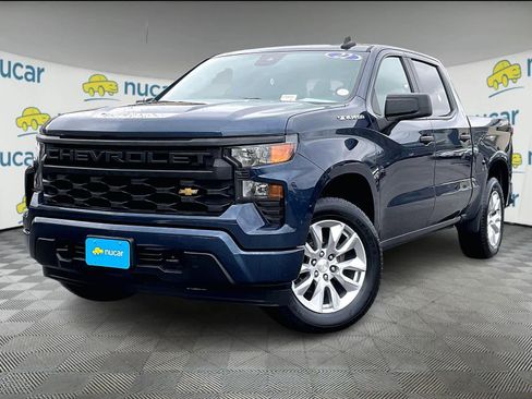 Used 2022 Chevrolet Silverado 1500 Custom image 3