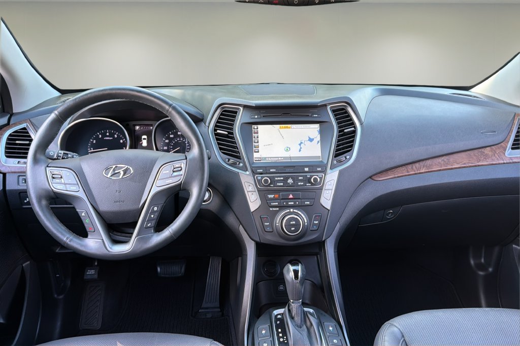 Used 2018 Hyundai Santa Fe Sport FWD image 13