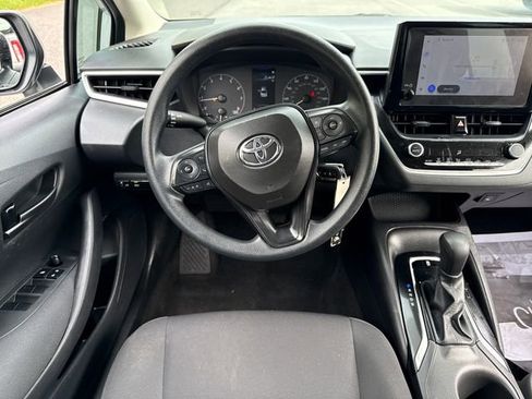 Used 2024 Toyota Corolla LE FWD image 19
