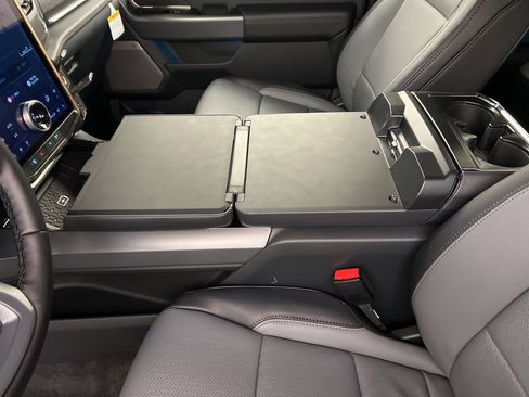 New 2025 Ford F150 Lightning Lariat image 26